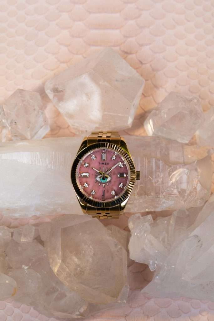 Новые часы Legacy Daydreamer Rhodochrosite от Timex x Jacquie Aiche 