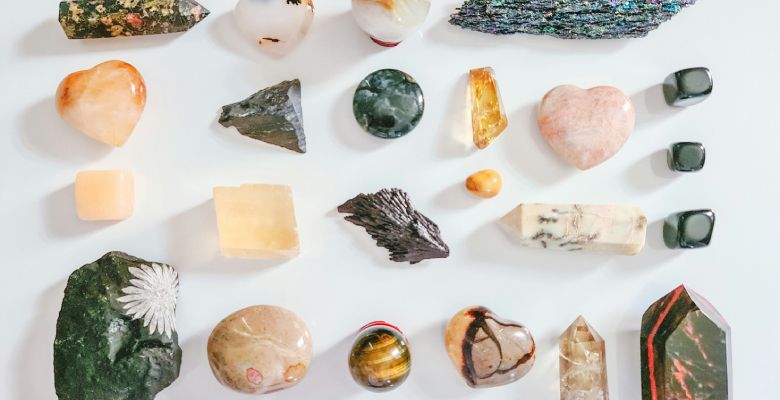 Какие камни не рекомендуется носить Тельцам, рожденным в год Собаки