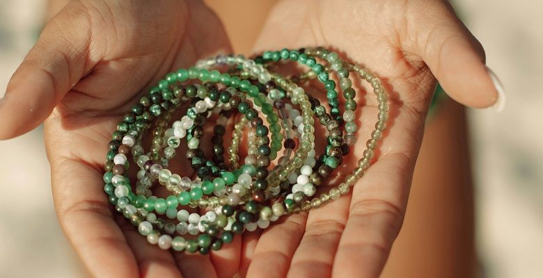 Рыбы и зеленые камни: совместимость и противопоказания 