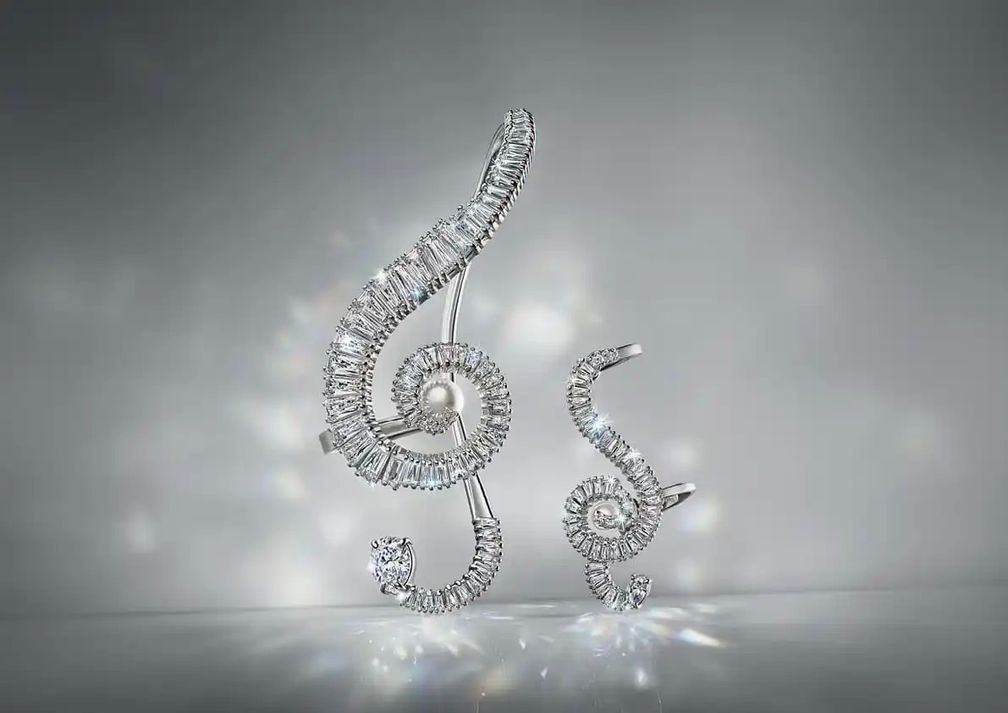 Ювелирные изделия из капсульной коллекции Ariana Grande x Swarovski