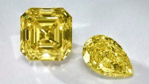 Крупнейшее за десятилетие падение цен на цветные бриллианты Крупнейшее за десятилетие падение цен на цветные бриллианты