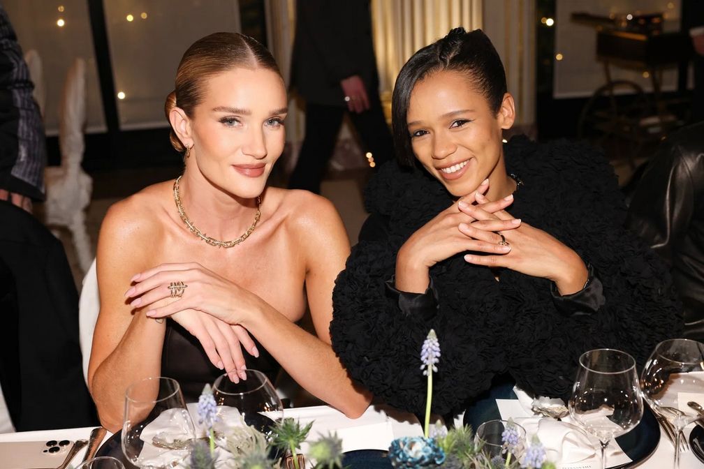 Рози Хантингтон-Уайтли и Тейлор Рассел в украшениях Tiffany Titan Рози Хантингтон-Уайтли и Тейлор Рассел в украшениях Tiffany Titan