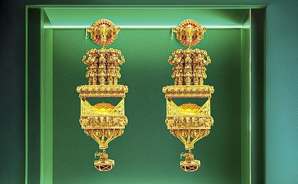 Создана самая тяжелая в мире пара золотых сережек