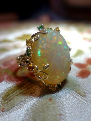 кольцо с опалом
