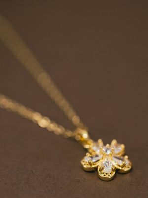 подвеска с топазом