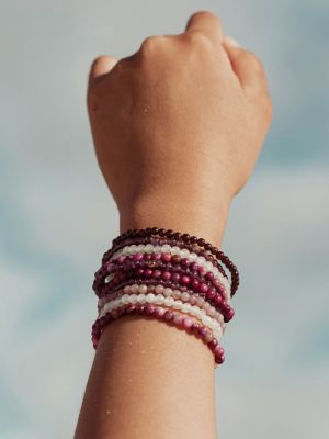 браслет с родолитом