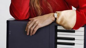 Cartier представляет часы Baignoire в четырех новых дизайнах Cartier представляет часы Baignoire в четырех новых дизайнах