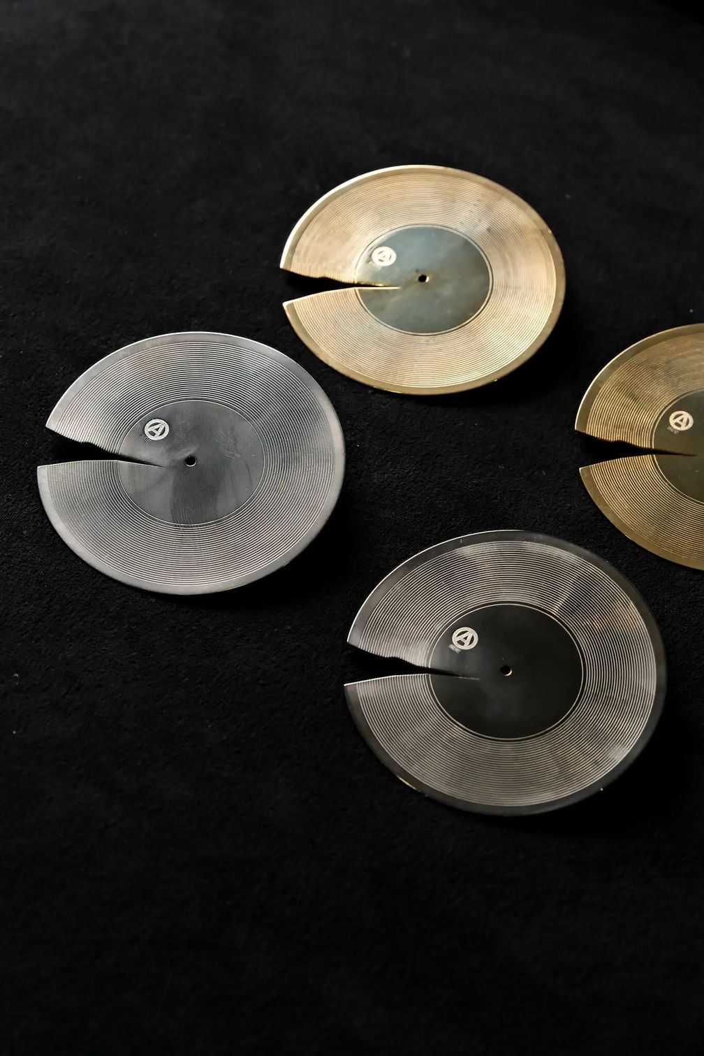 Эпатажный и модный ювелирный бренд Ambush, ч. 2