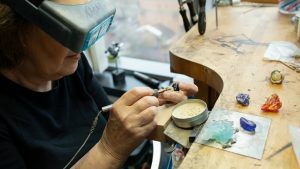 Резьба по драгоценным камням – страсть этого ювелира, ч. 2 Резьба по драгоценным камням – страсть этого ювелира, ч. 2