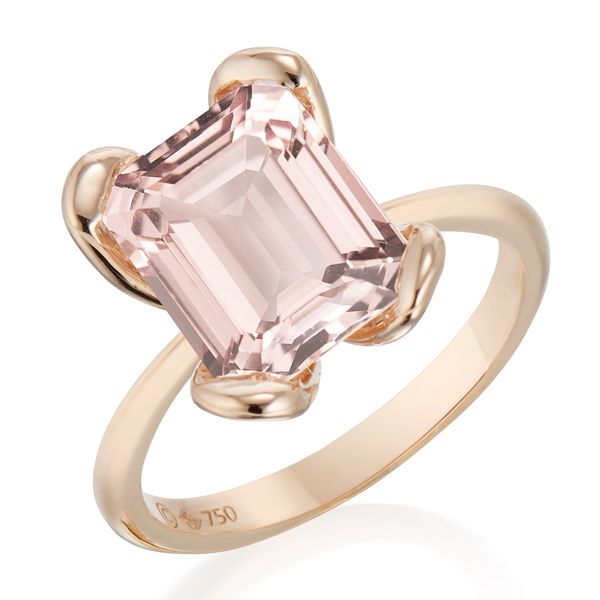 Тренд: украшения в нежно-розовых тонах