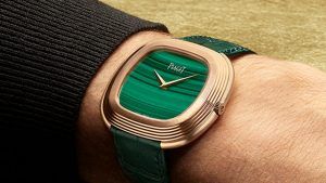 Самые привлекательные часы с циферблатом из камня