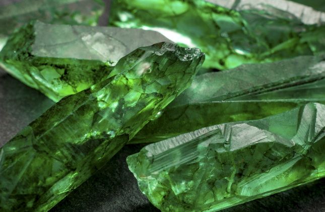 Замбия отменяет чрезмерный налог на изумруды