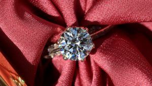 Можно ли сочетать аквамарин и лунный камень с визуальной и магической точки зрения