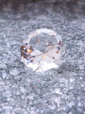 синтетические алмазы