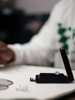 синтетические алмазы