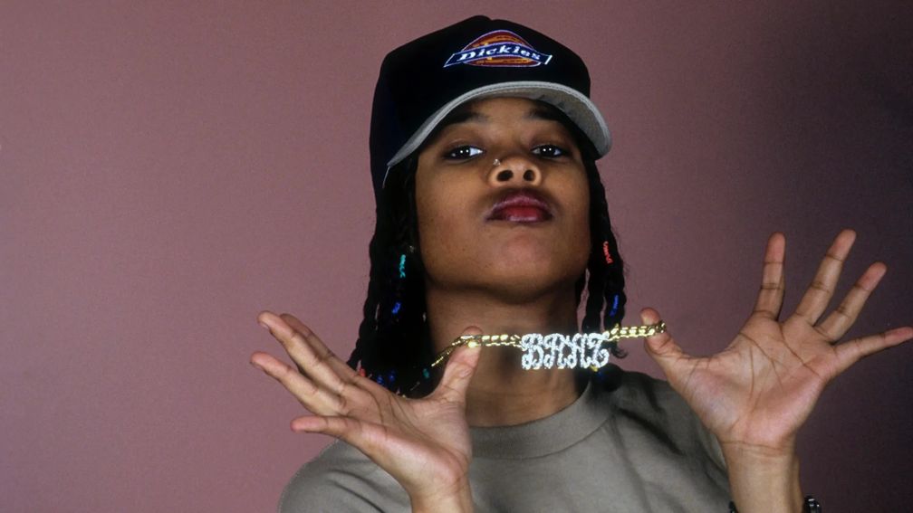 Бриллиантовое именное колье всегда в моде