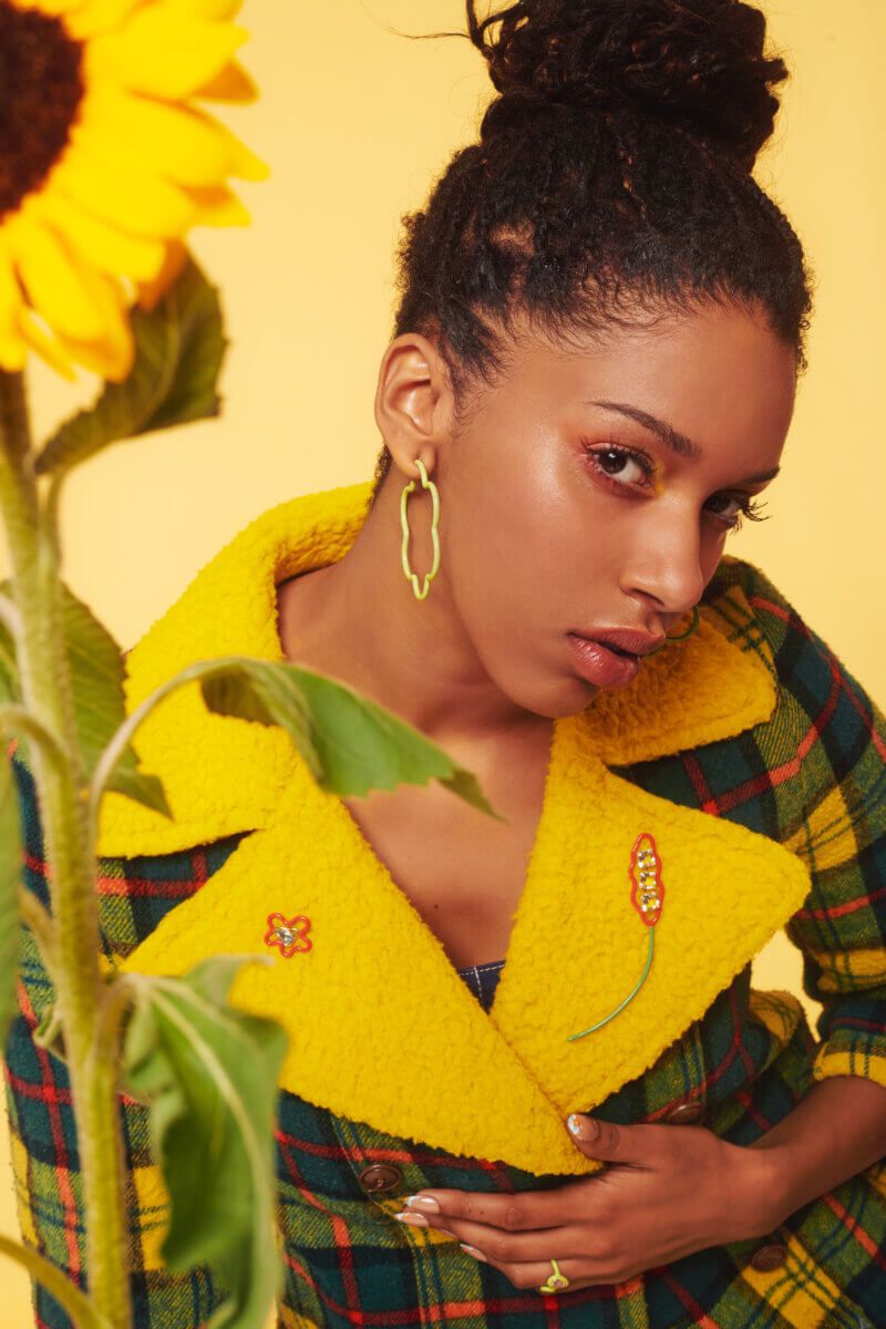 Новаторские украшения с цветочными мотивами