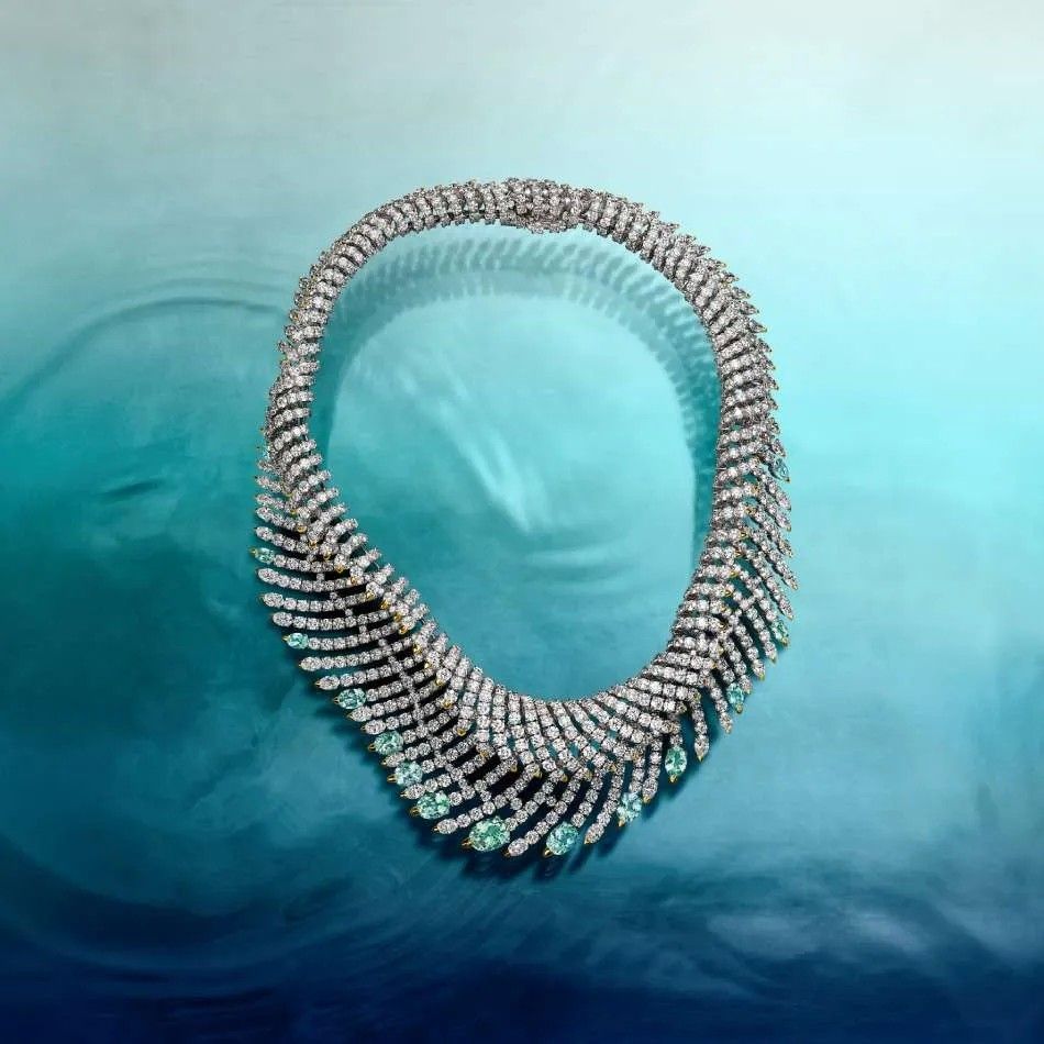 Ожерелье Wave Green and Blue Cuprian Elbaite Tourmaline из 18-каратного белого и желтого золота с голубыми и зелеными турмалинами и бриллиантами