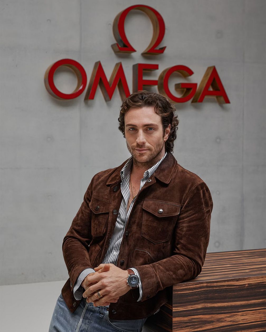 Omega объявила британского актера Аарона Тейлора-Джонсона своим новым послом