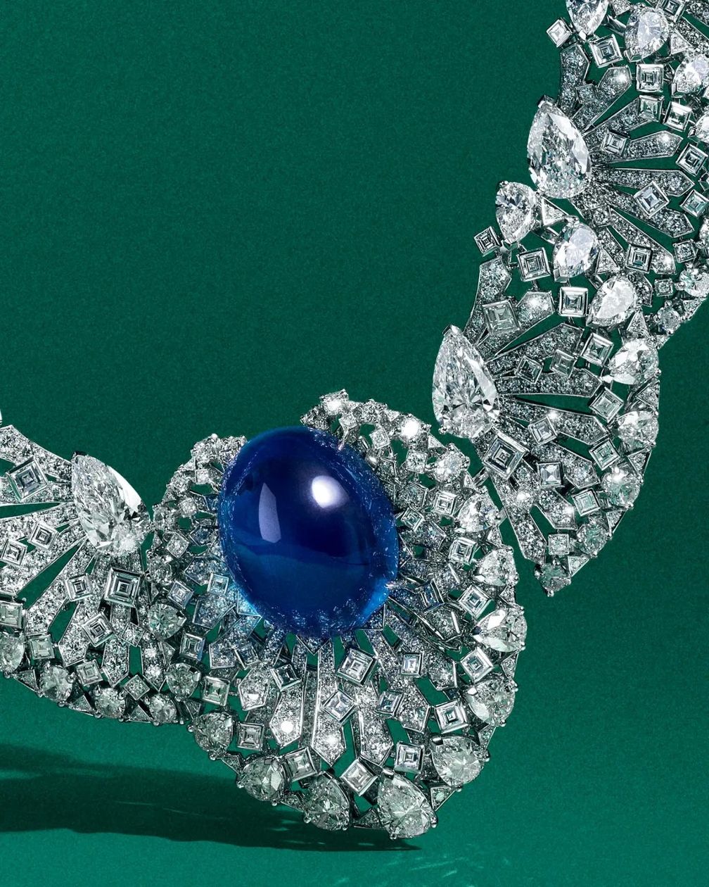 Колье Pavocelle в деталях