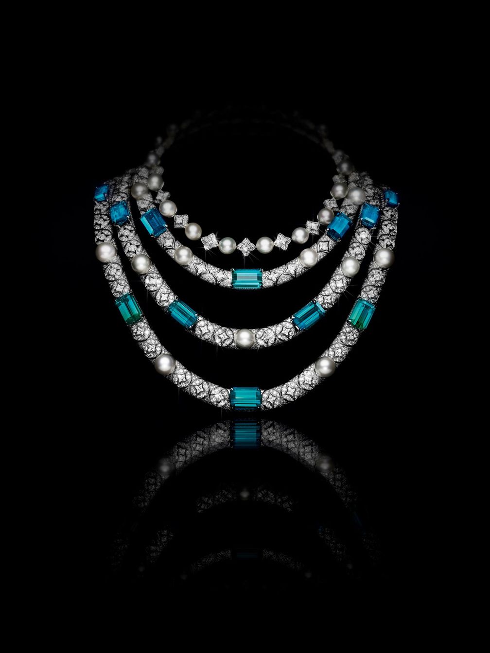 Ожерелье Florescence. Предоставлено Louis Vuitton 