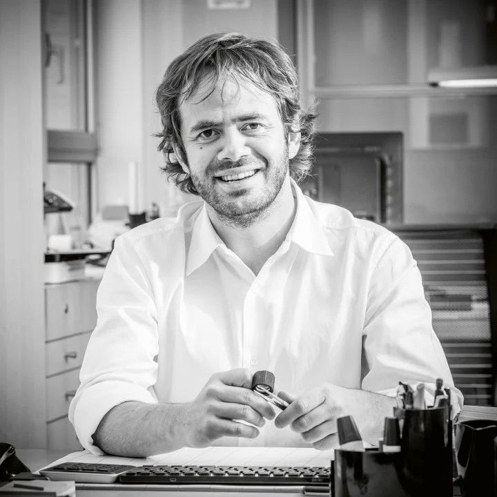 Жан-Жак Таше — специалист по исключительным камням