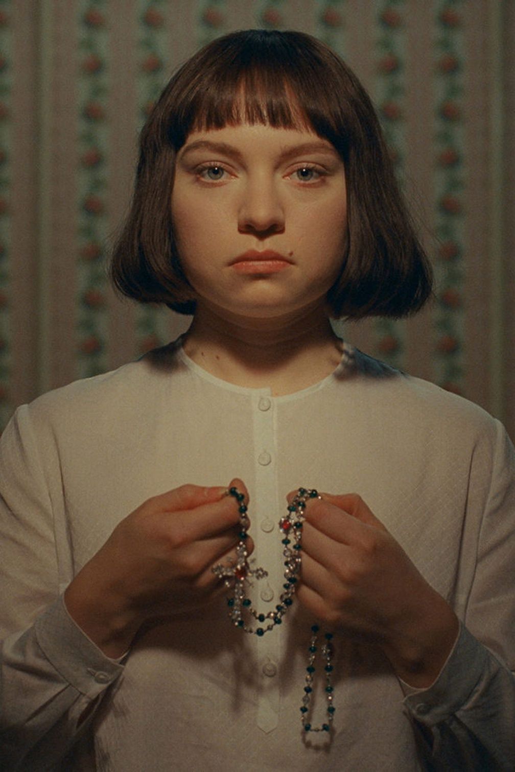 Богато украшенные четки от Cartier в новом фильме Уэса Андерсона