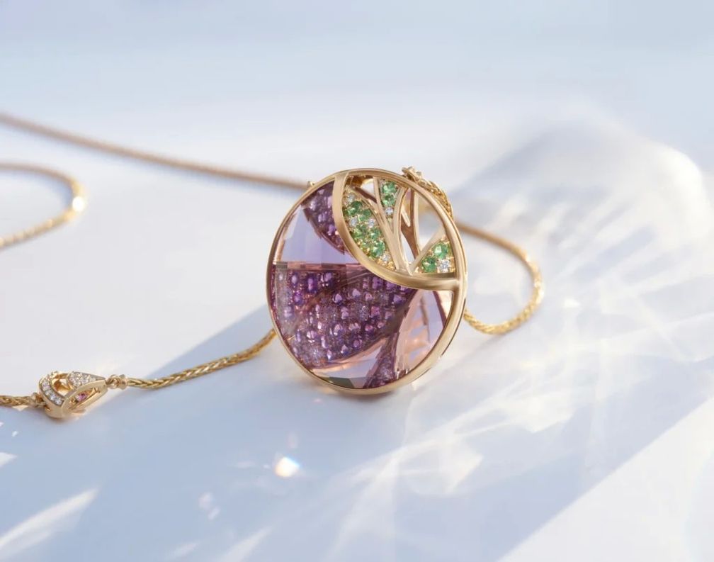 Кулон Sacred Whispers 