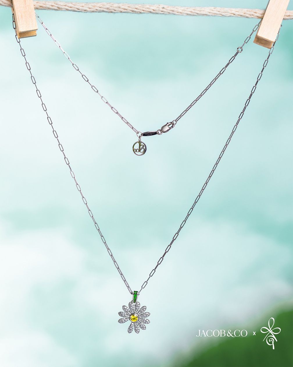 Кулон Jacob & Co. x Peaceminusone, версия Yellow Diamond with Pavé. Фото: Люба Дуденко