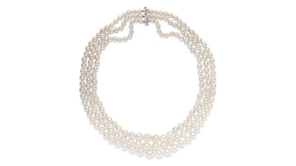 Трехрядное жемчужное ожерелье от Chaumet. Фото: Christie’s