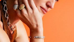 Бренд John Hardy отмечает 50-летний юбилей Бренд John Hardy отмечает 50-летний юбилей