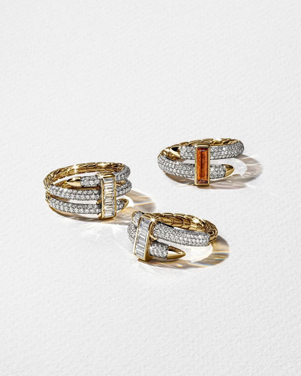 Кольца Artisan Series Spear. Фото: John Hardy