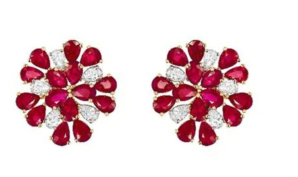 Капсульная коллекция с рубинами в честь июльских именинников