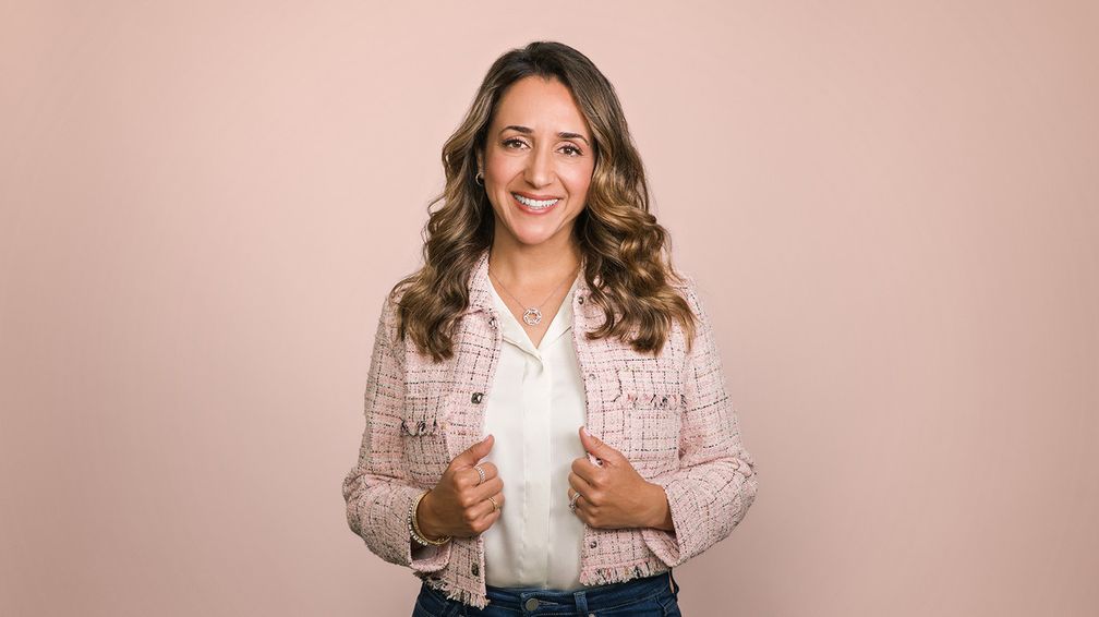 Генеральный директор Kirk Kara Анджела Карагезян стоит у руля своего семейного бизнеса, основанного в 1890 году Генеральный директор Kirk Kara Анджела Карагезян стоит у руля своего семейного бизнеса, основанного в 1890 году