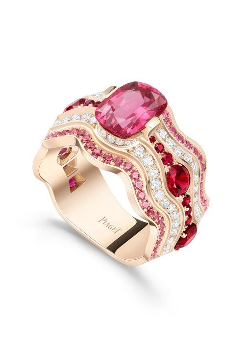 Новая коллекция Shapes of Extraleganza от Piaget 