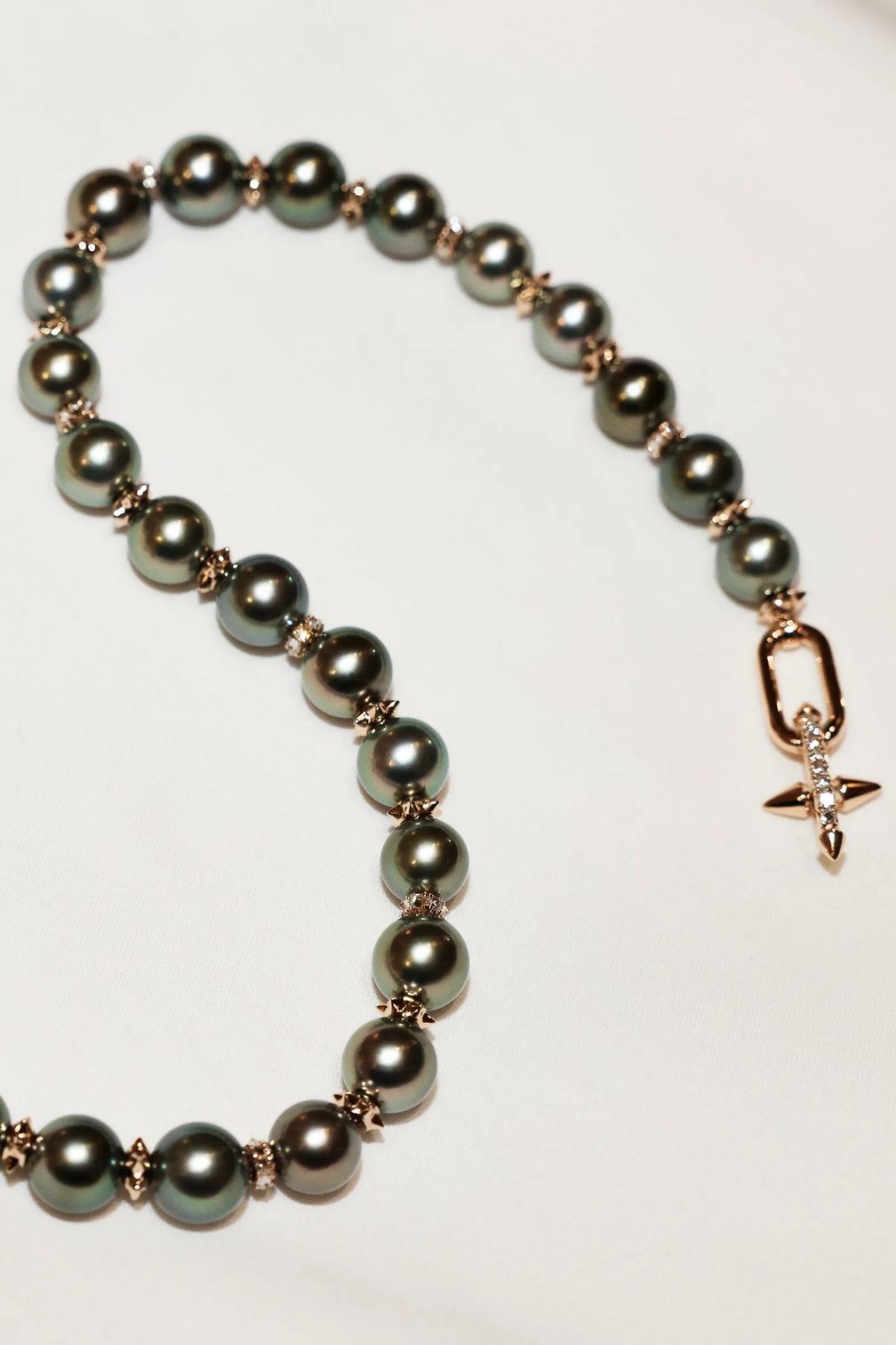 Ожерелье от Pharrell Williams x Tiffany & Co. 