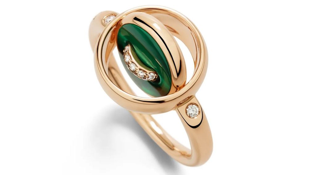 Кольцо Pom Pom Dot от Pomellato из розового золота, малахита, бриллиантов и перламутра Кольцо Pom Pom Dot от Pomellato из розового золота, малахита, бриллиантов и перламутра