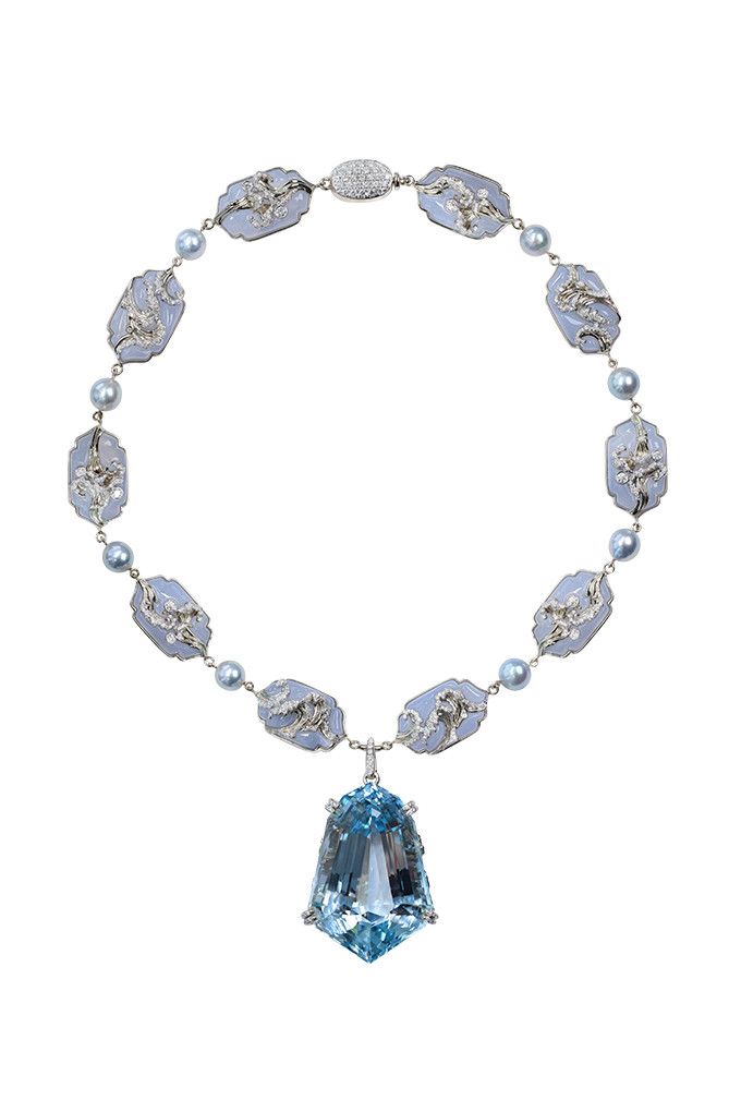 Коллекция высокого ювелирного искусства Romance de l'art nouveau от Simone Jewels черпает вдохновение в творчестве Хокусая. Ожерелье с топазом весом 158,87 карата