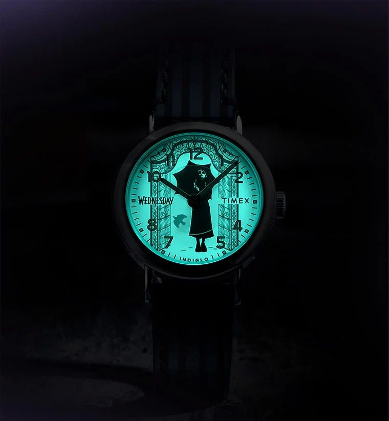 Отличительная черта часов — фирменная подсветка Weekender INDIGLO® Отличительная черта часов — фирменная подсветка Weekender INDIGLO®