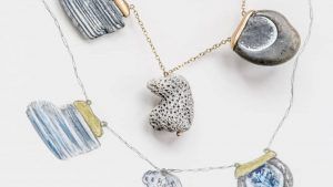 Благодаря ее дизайну галька становится уникальным украшением, ч. 2