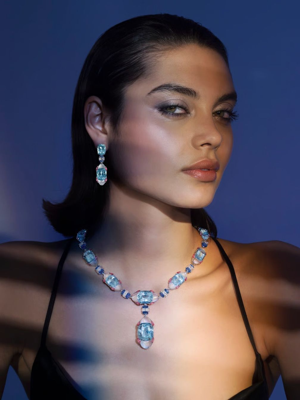 Ожерелье и серьги высокого ювелирного искусства Lirya от Boghossian Ожерелье и серьги высокого ювелирного искусства Lirya от Boghossian