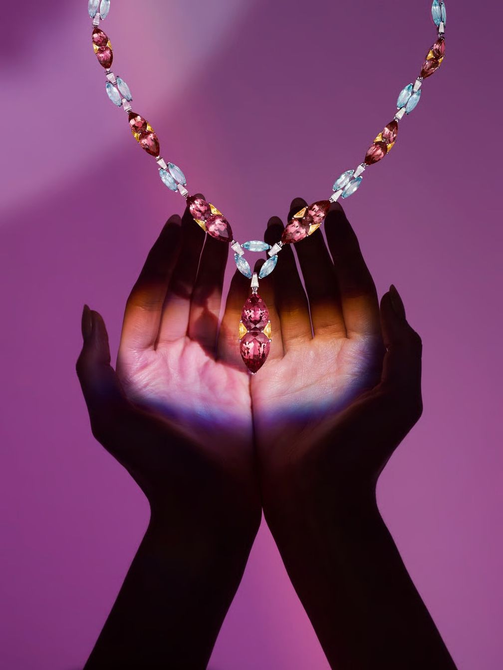 Ожерелье высокого ювелирного искусства Lirya от Boghossian Ожерелье высокого ювелирного искусства Lirya от Boghossian