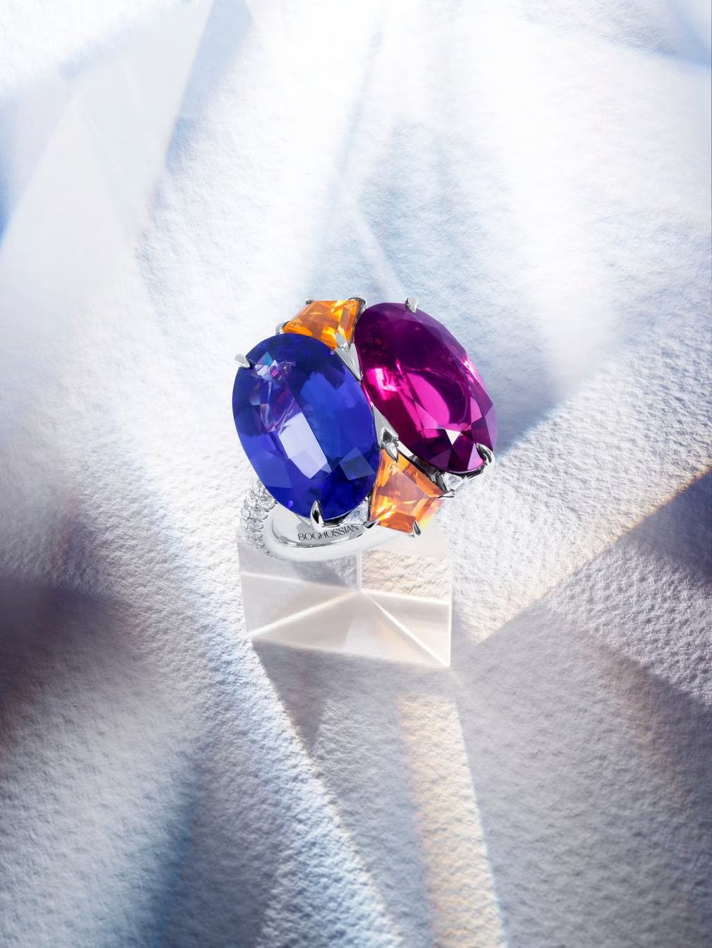 Кольцо высокого ювелирного искусства Lirya от Boghossian Кольцо высокого ювелирного искусства Lirya от Boghossian