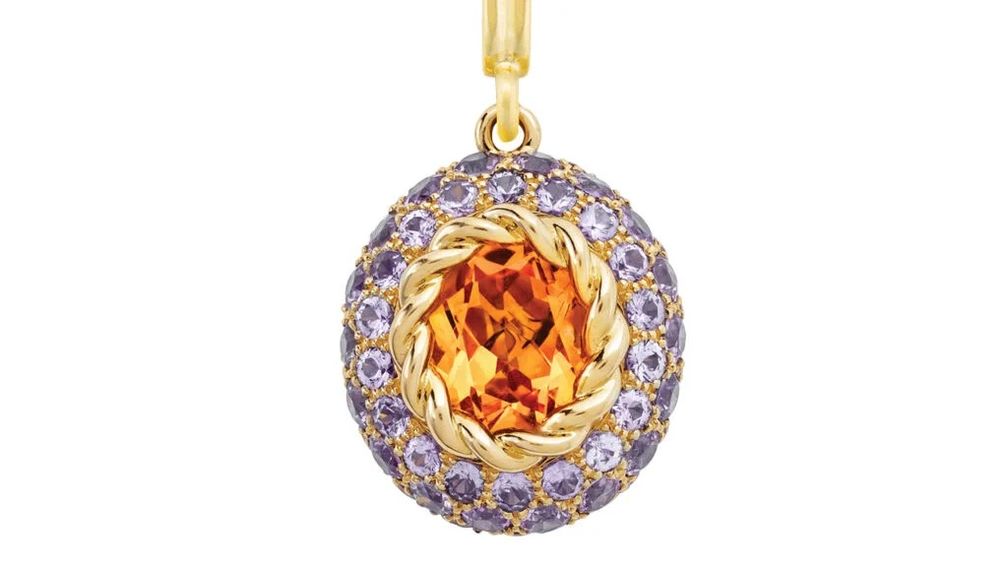 Кулон-медаль Baby Blossom от Mellerio с цитрином (фото: Mellerio)