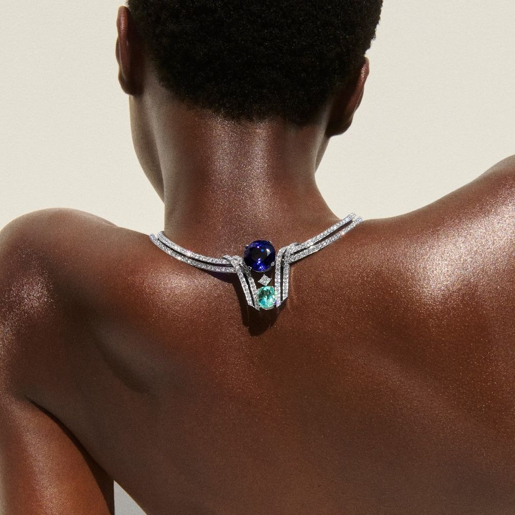 Ожерелье из коллекции Labirinti Gucci с танзанитом и турмалином параиба Ожерелье из коллекции Labirinti Gucci с танзанитом и турмалином параиба