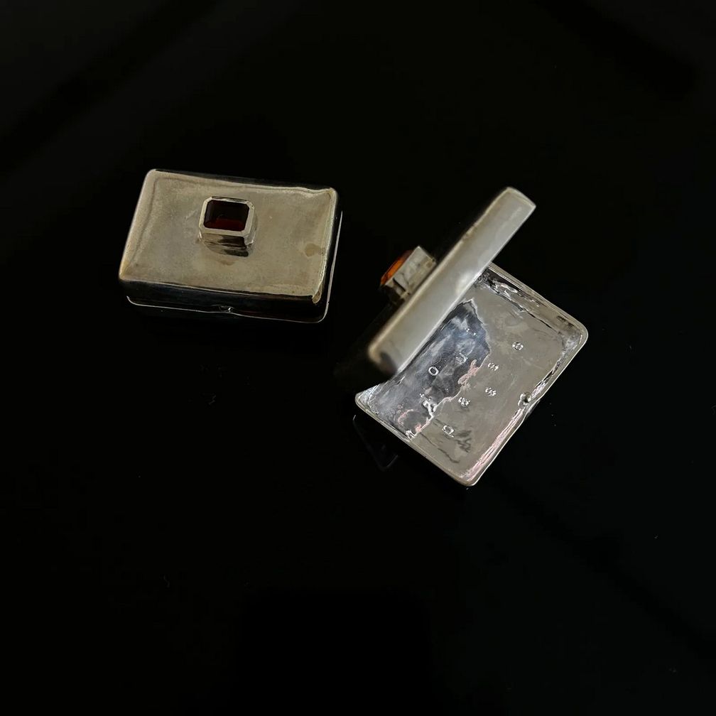 Серебряная таблетница от Стефани Кашар Серебряная таблетница от Стефани Кашар