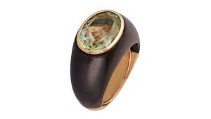 Кольцо из эбенового дерева и золота от бренда Gyan Jaipur