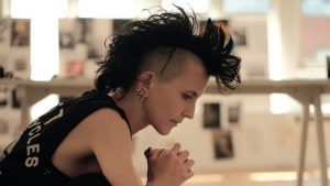 Выходит книга о ювелирном дизайнере Ханне Мартин