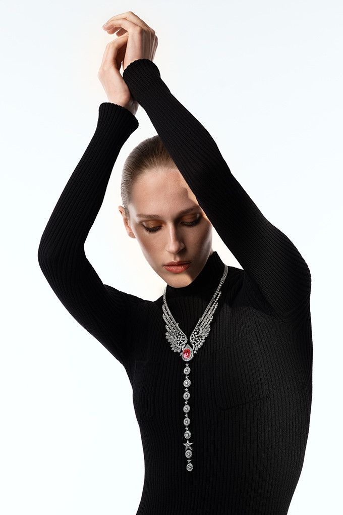 Ожерелье Wings of Chanel