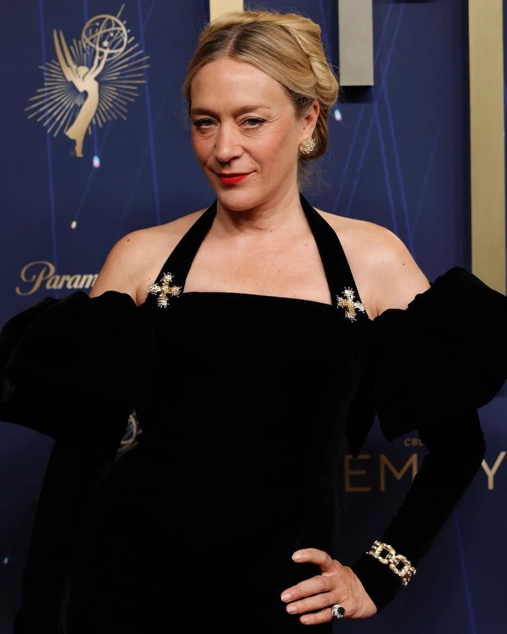 Лучшие украшения на церемонии вручения премии «Эмми» 2025 года, ч. 2